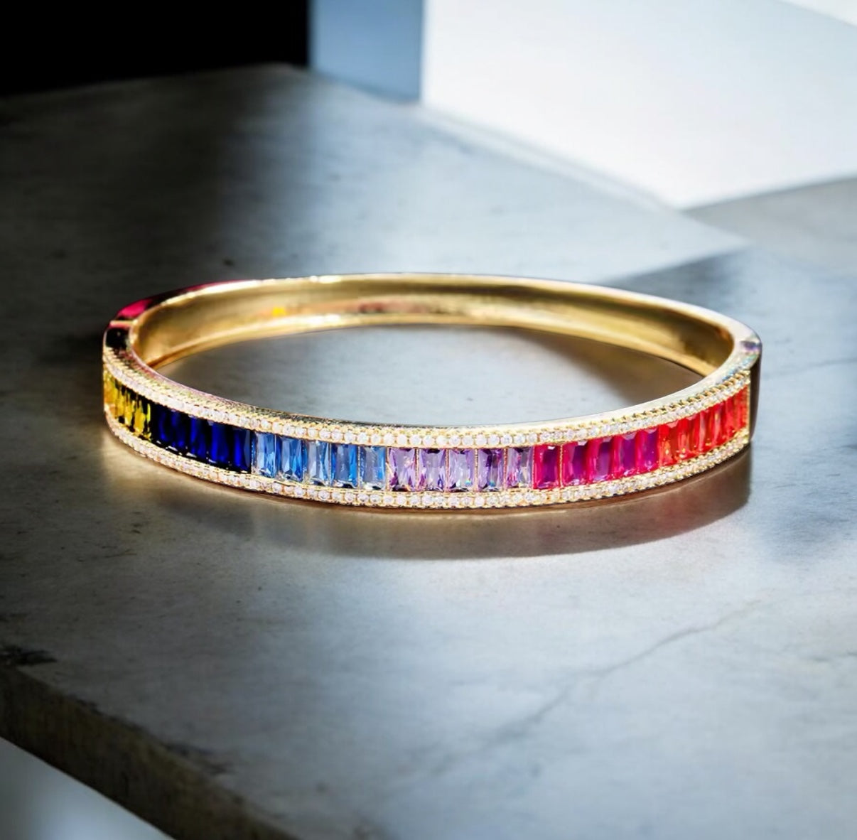 Rainbow Armreifen Gold/ Strass